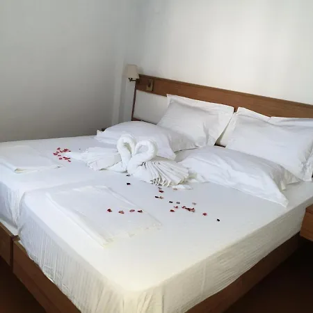 St Paul's Chrysanthi