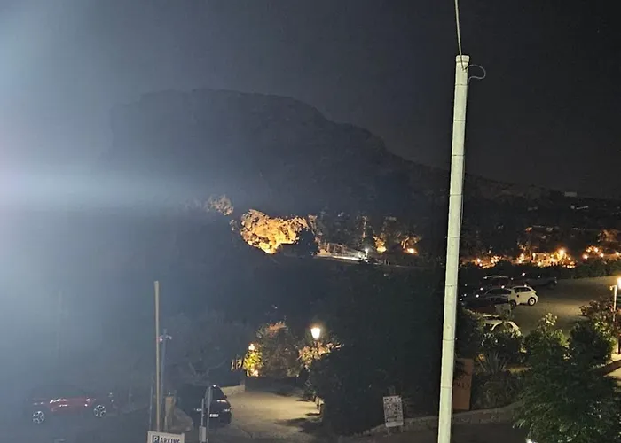 St Paul's Chrysanthi *