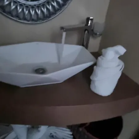 St Paul's Chrysanthi Daire