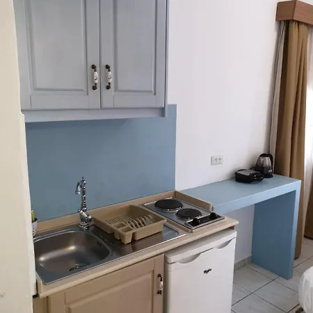 Apartment St Paul's Chrysanthi