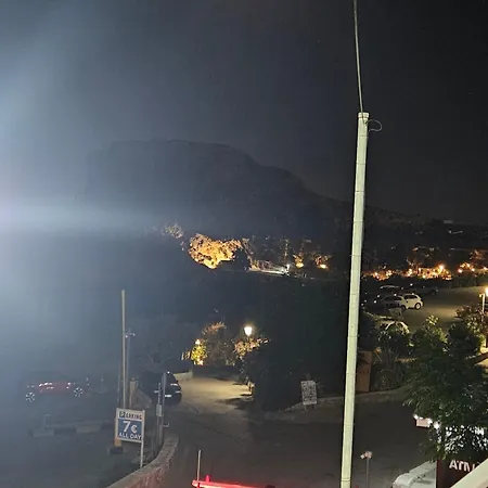 St Paul's Chrysanthi *