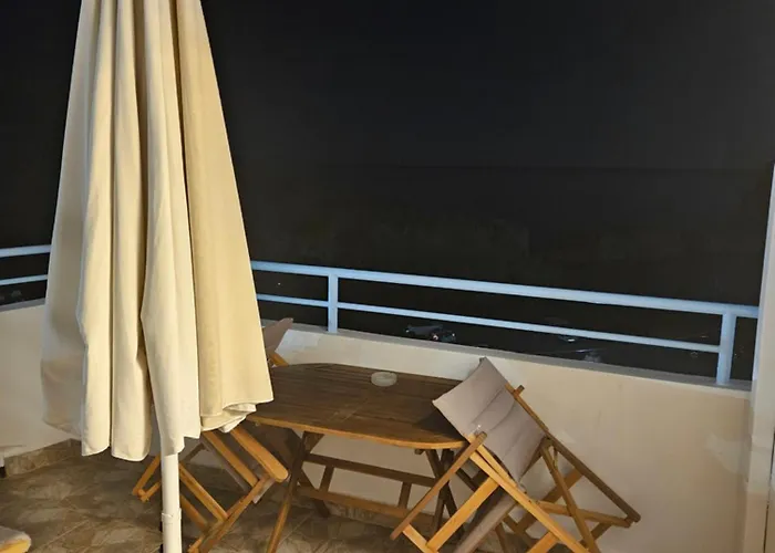 St Paul's Chrysanthi 아파트 린도스