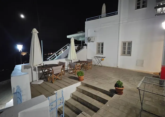 St Paul's Chrysanthi